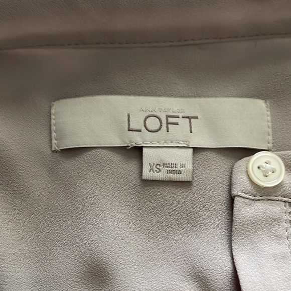 Ann Taylor LOFT sleeveless top XS - Picture 3 of 7